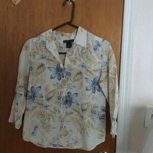 State*ments or Statements 100% Linen Shirt with Floral & Leave Pattern Size 4